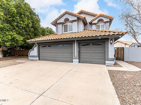 3rd image of 3348 E GLENHAVEN Drive