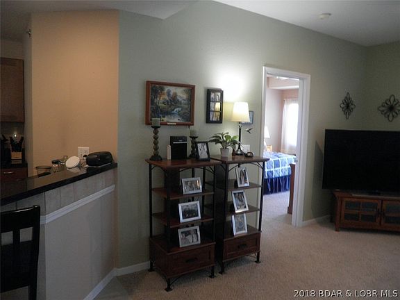 5th image of 100 E Harbour Towne Dr Unit 806