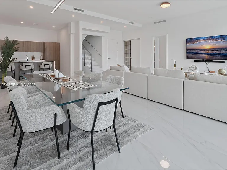 17550 Collins Ave #Penthouse 2 — Photo 6