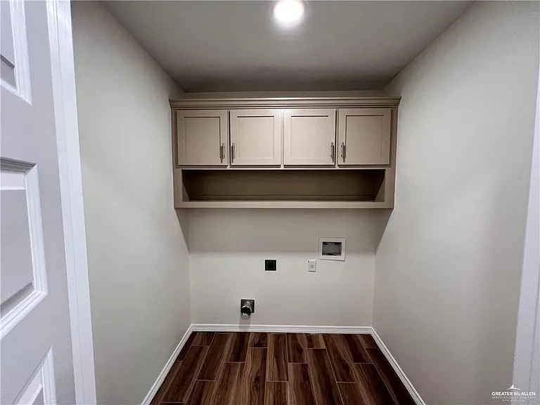 622 E Llano Grande St — Photo 6