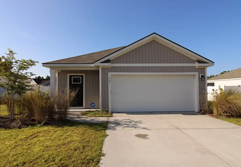 507 Autumns Wood Cir W — Photo 1