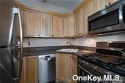55 Grand Ave #2A — Photo 3