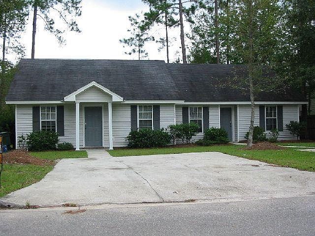 1st image of 3201 Tyndall Dr APT B