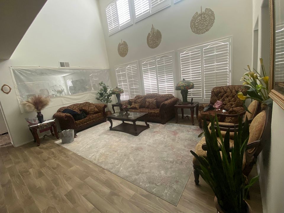 1st image of 26950 Sugarite Canyon Dr