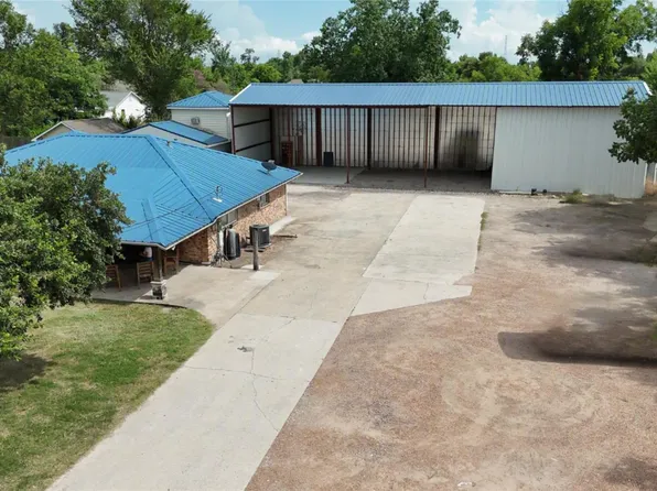 10810 Evangeline Dr, Houston, TX 77013