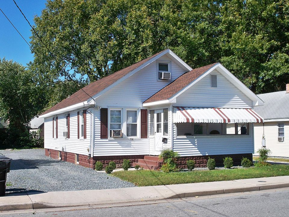 1st image of 736 Roger St