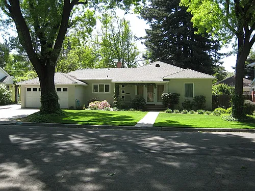 216 Helen Ave Photo 1