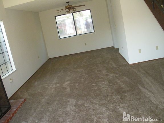 4th image of 3491 Binghamton Dr