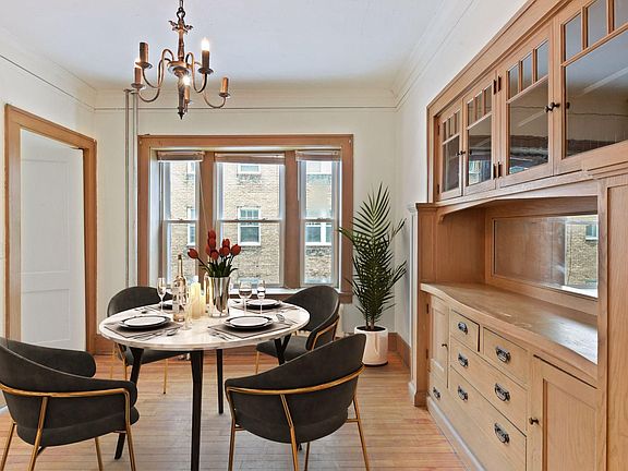 4th image of 2222 Girard Ave S APT 4