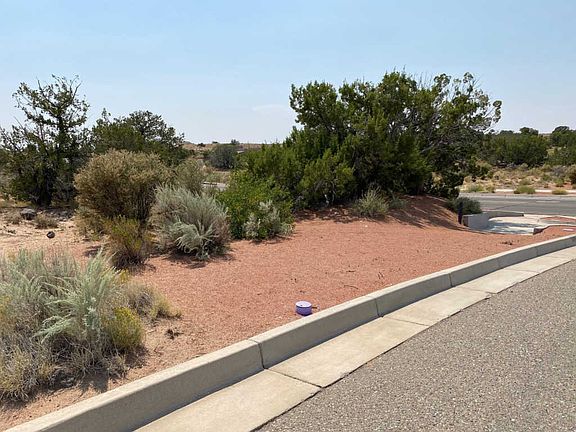 5th image of 2403 Desert Zinnia Rd NE