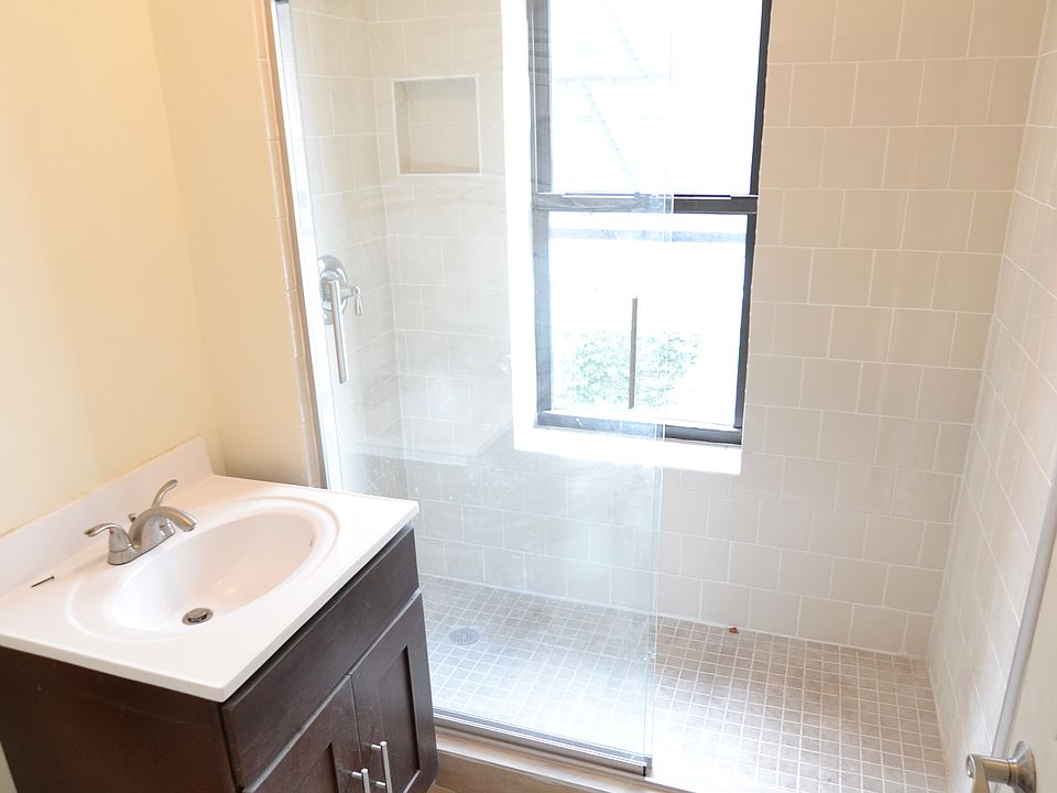 1st image of 185 E 117th St APT 2