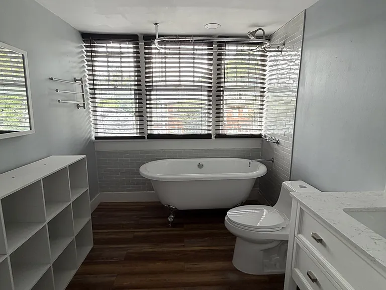 1018 N Maple St — Photo 10
