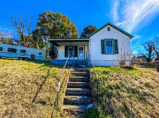 1202 Wayles St, Danville, VA 24540