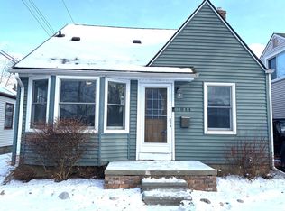 1844 Stanford Rd, Berkley, MI 48072