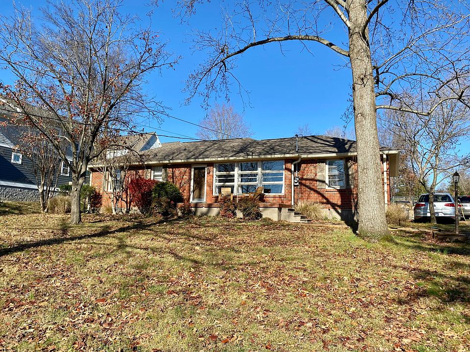 1st image of 2441 Brittany Dr