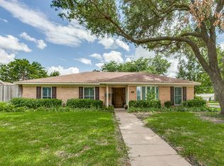 927 Sandalwood Ave, Richardson, TX 75080