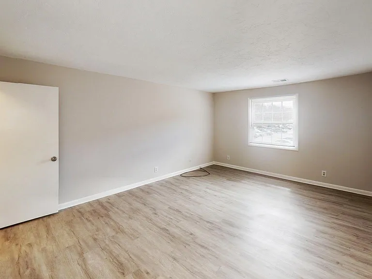 502 Oak St #7 — Photo 12