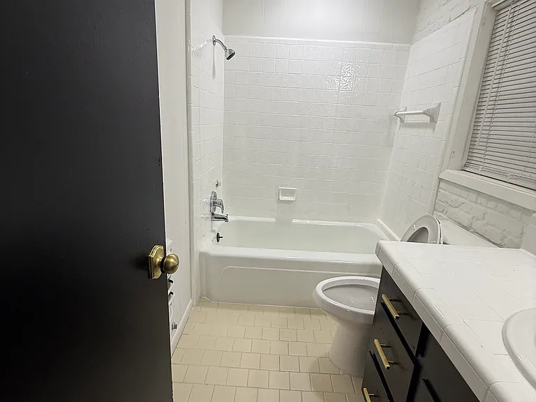 12391 Pioneer Dr — Photo 8