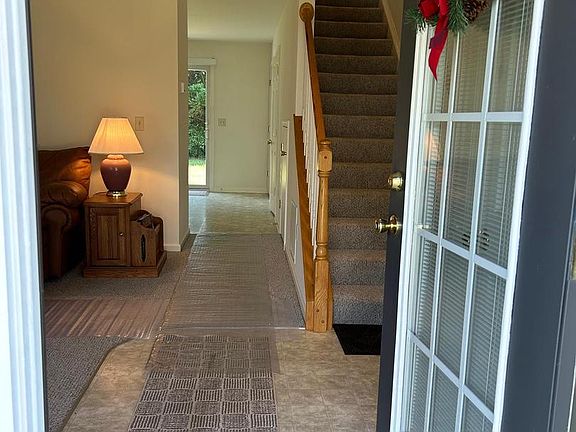 4th image of 146 Tobin Dr