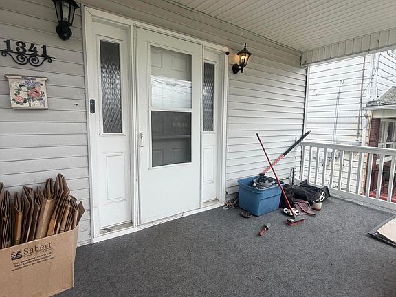 3rd image of 1341 Bryn Mawr St