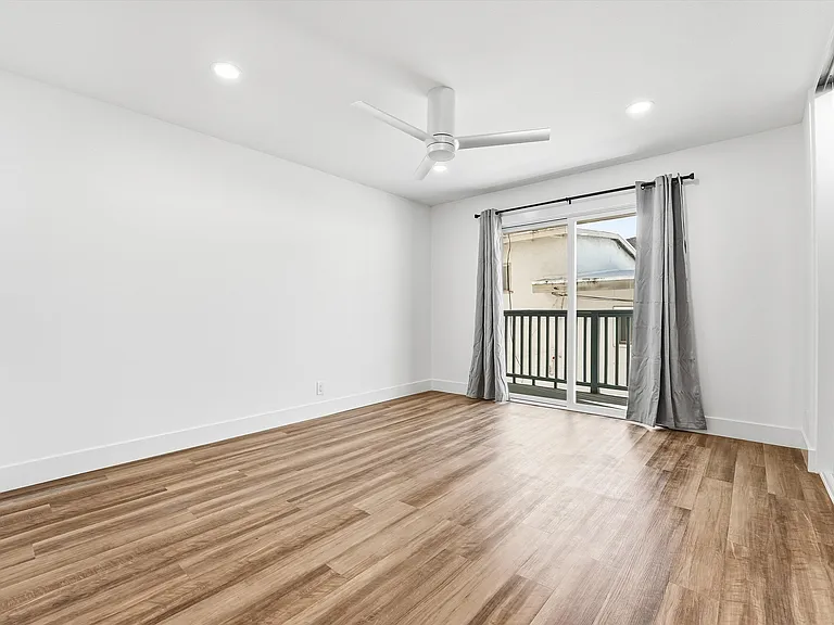 214 Avenida Cabrillo — Photo 11