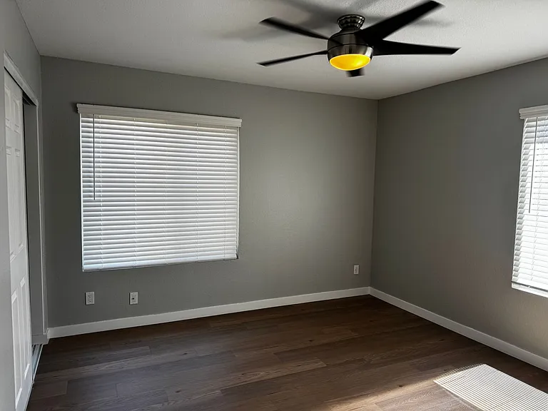 Corona Pointe Resort — Photo 106