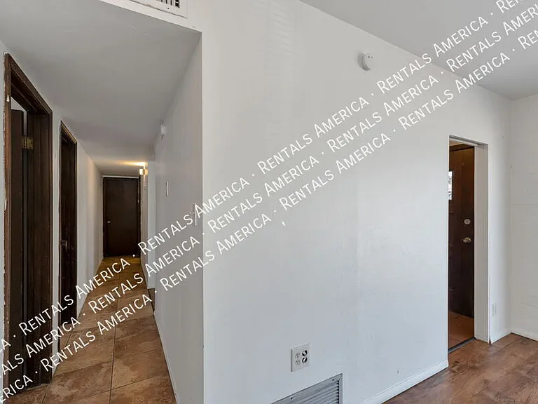 947 N Alvernon Way #11 — Photo 12