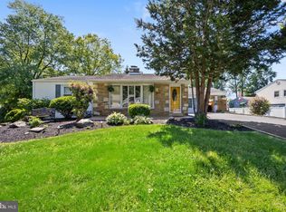 11 Crooked Rd, Feasterville, PA 19053