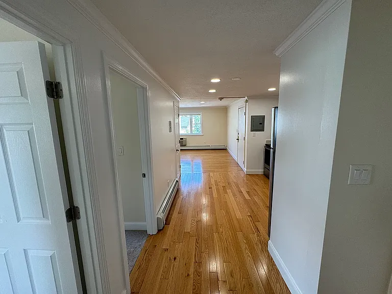 16 Westford St #9 — Photo 7