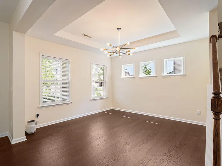 855 Ember Dr — Photo 7