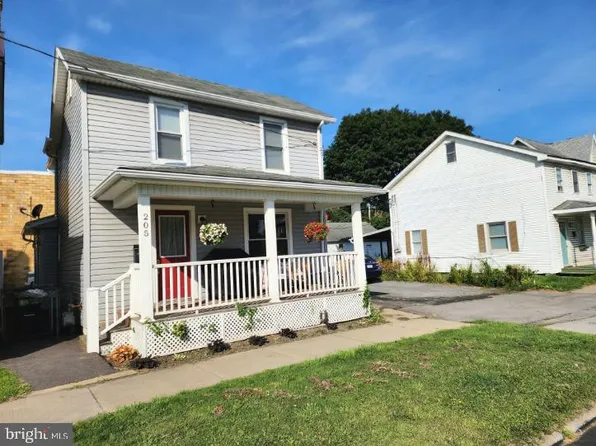 205 N Centre St, Philipsburg, PA 16866