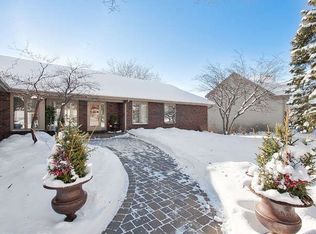 5723 Long Brake Trl, Edina, MN 55439