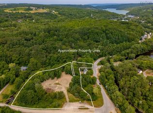 1438 River Rd, Bear River, NS B0S1B0