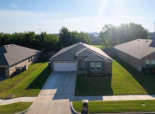 9508 Squire Ln, Yukon, OK 73099