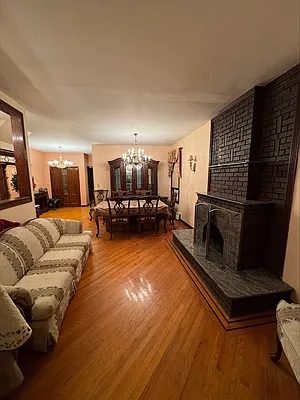 Sold by Remax Real Estate Professionals | media 7