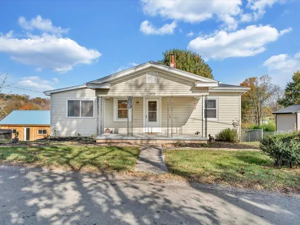 3459 Randall Dr, Roanoke, VA 24014