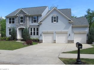 7225 Cascade Creek Ln, Independence, OH 44131