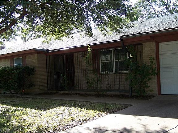 3rd image of 5112 South Dr