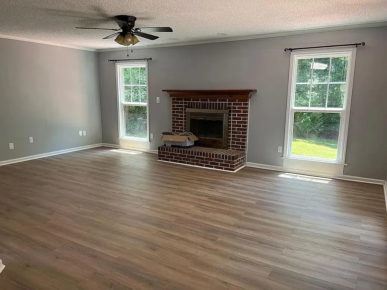 1307 Newfoundland Ct — Photo 19