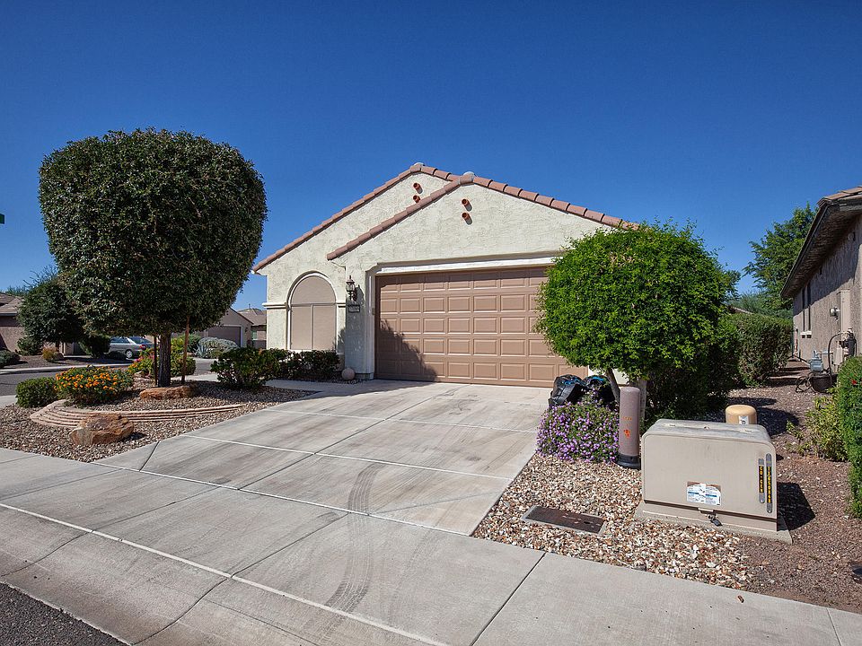 1st image of 27086 W Wahalla Ln
