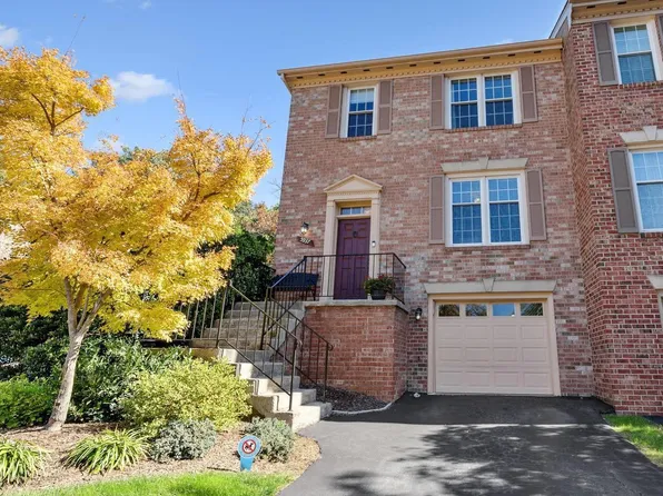 5937 Woodfield Estates Dr, Alexandria, VA 22310