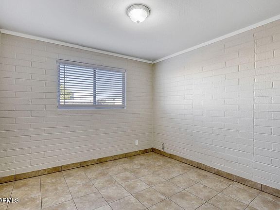 5th image of 1649 W PUEBLO Avenue