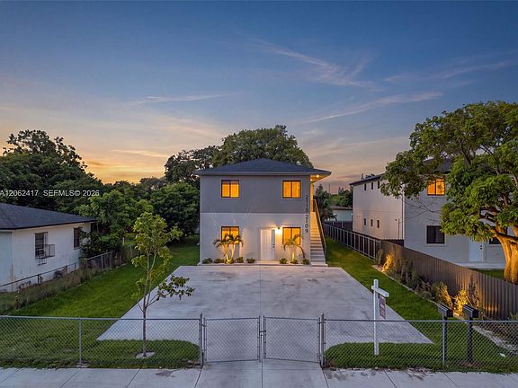 3rd image of 2109 NW 65th St