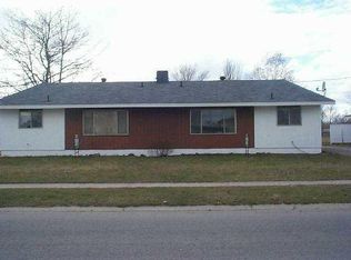 42 Cedar Grove Dr, Kincheloe, MI 49788