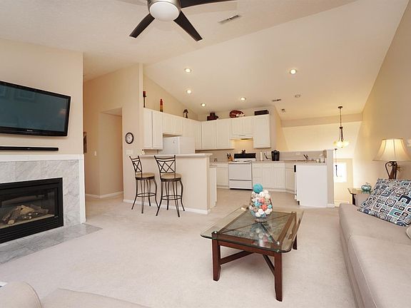 4th image of 3964 Elter Ln