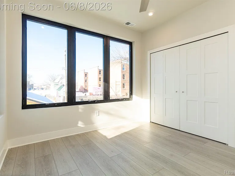 2223 Wabash St — Photo 18