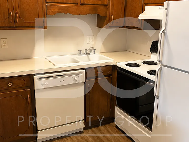 Green Valley Hoover Apartments — Photo 8