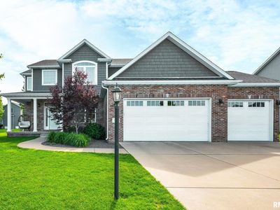 1613 Kensington Dr, Washington, IL, 61571