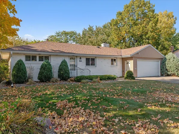 2021 Winnetka Ave N, Golden Valley, MN 55427