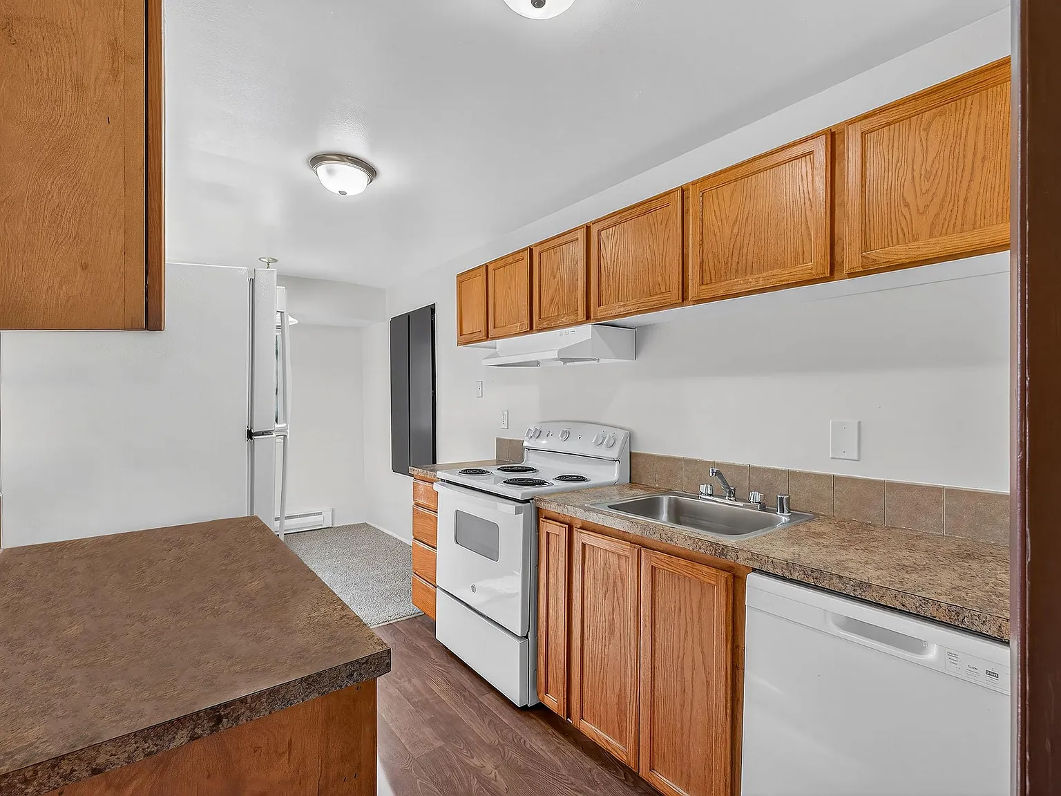 Greentree — Photo 1